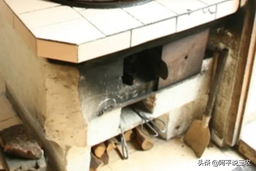 在农村的木匠,农村即将消失的手艺人篾匠铁匠