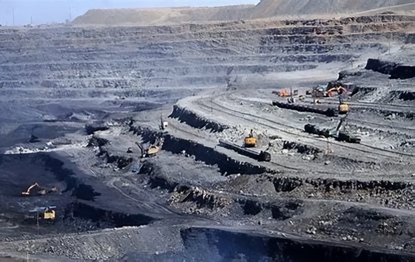 中国煤田储量,中国煤炭储量1万亿吨是真的吗