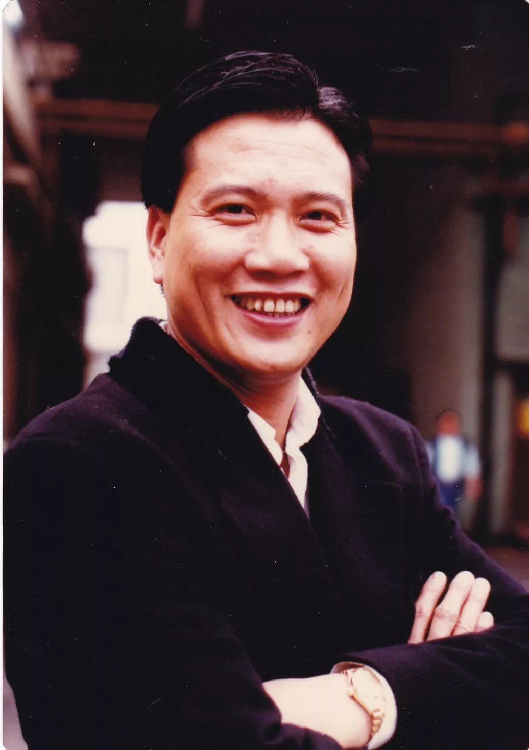 万梓良前妻恬妞与恬妮关系,恬妮和万梓良生有孩子吗