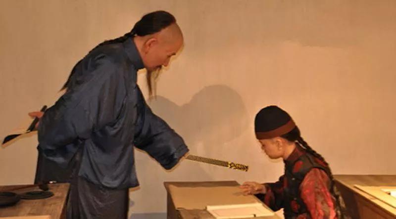 清朝后宫最神秘的三件东西,清朝什么等级的妃子才能养育孩子