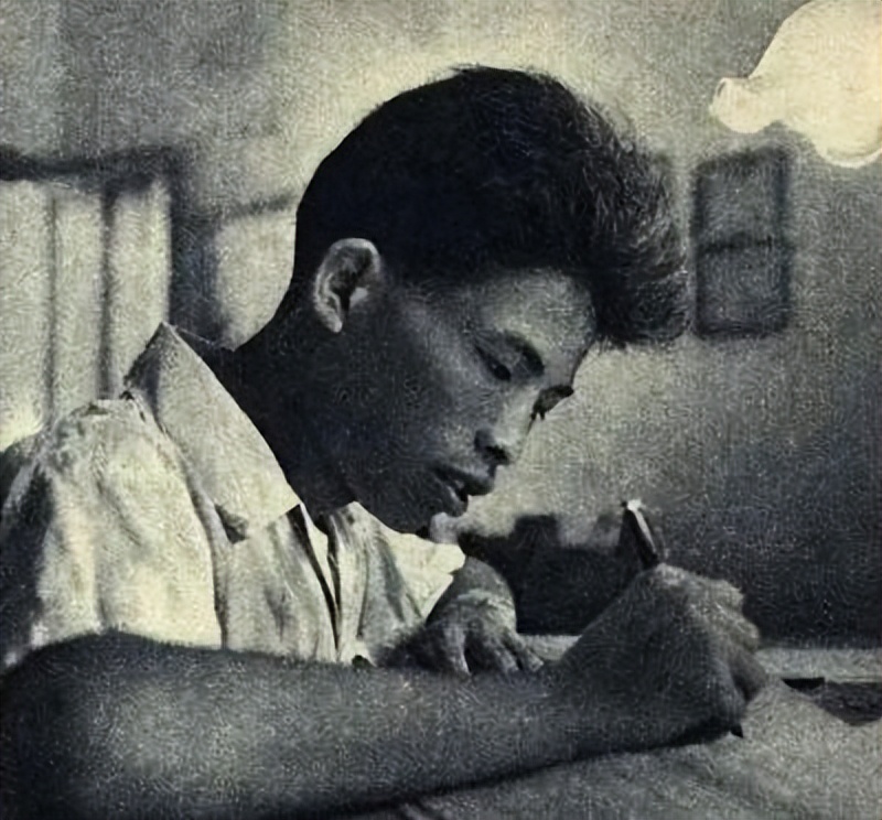 鲁迅闰土逝世时间图片,鲁迅儿时玩伴闰土的后人现在咋样