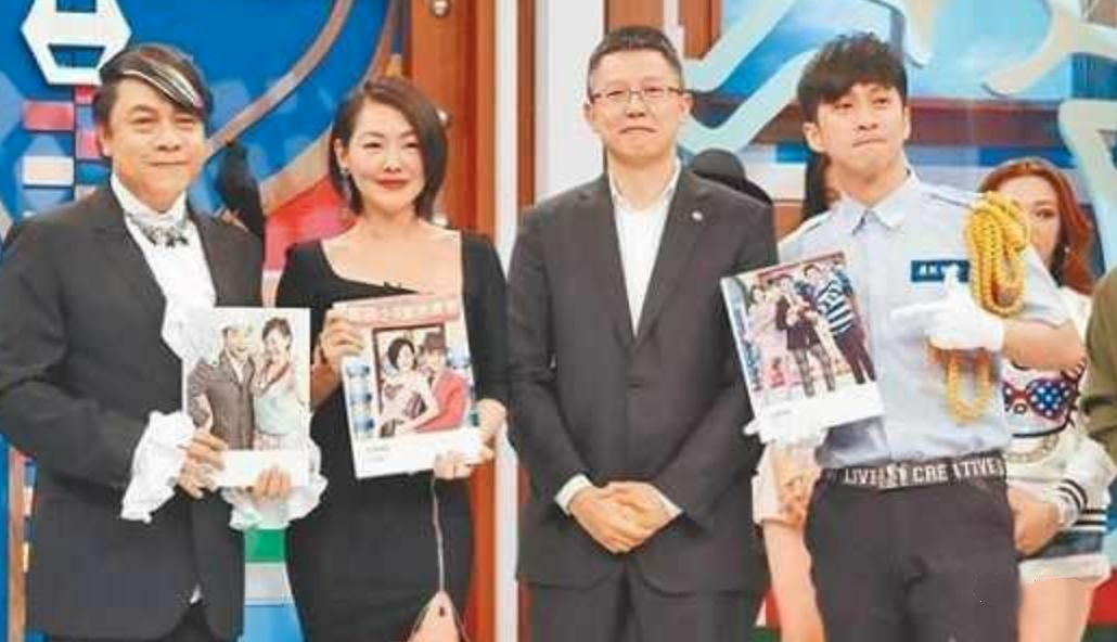 身价上亿的霸道总裁隐瞒真实身份,身价千亿的霸道总裁万万没想到