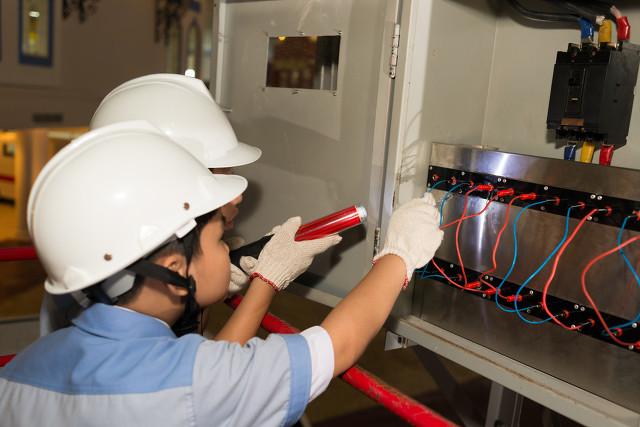 电气工程及其自动化专业前景,电气工程及自动化专业就业的前景