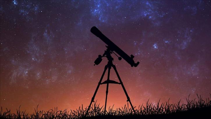 为什么天文望远镜可以透过大气层,反射式天文望远镜的原理