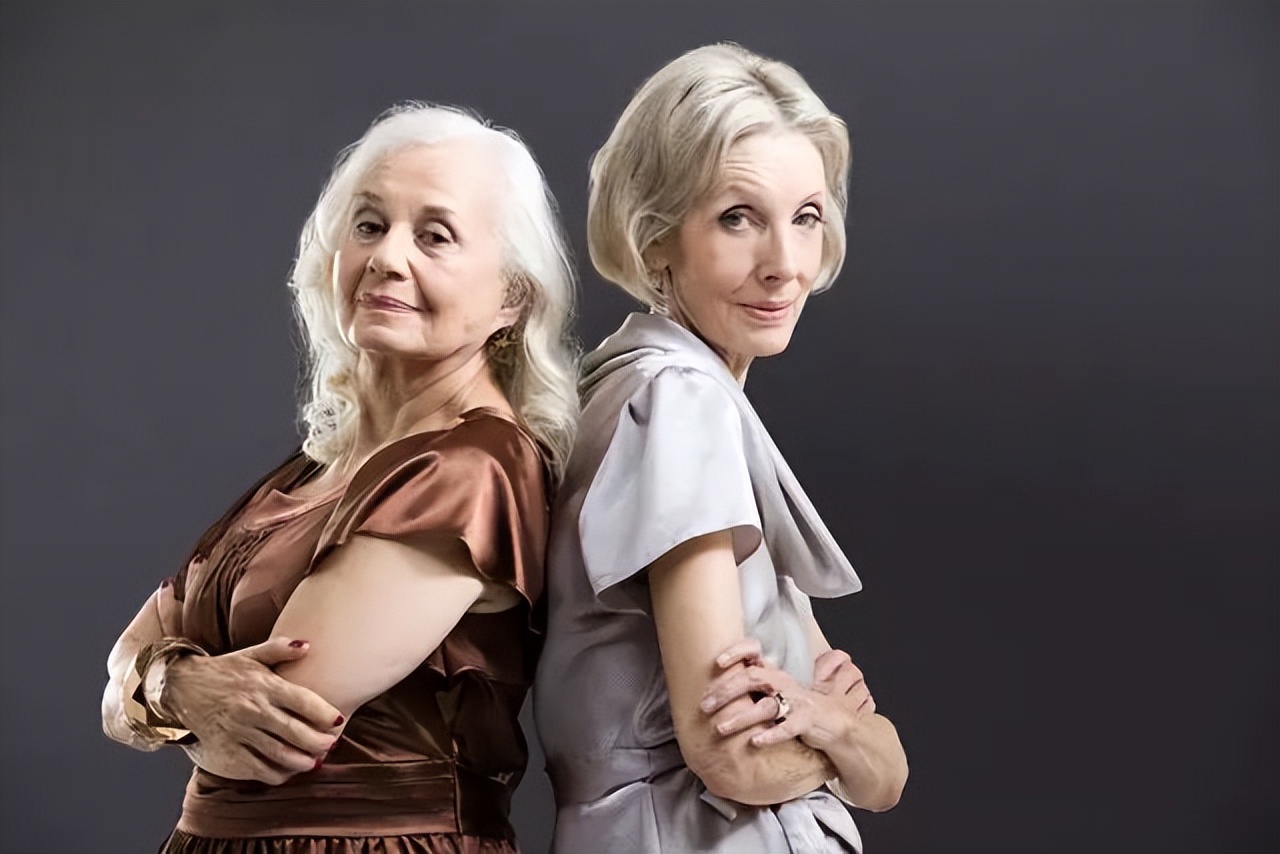 上了年纪进行夫妻生活，男女各有各的“难关”，注意这几点很关键