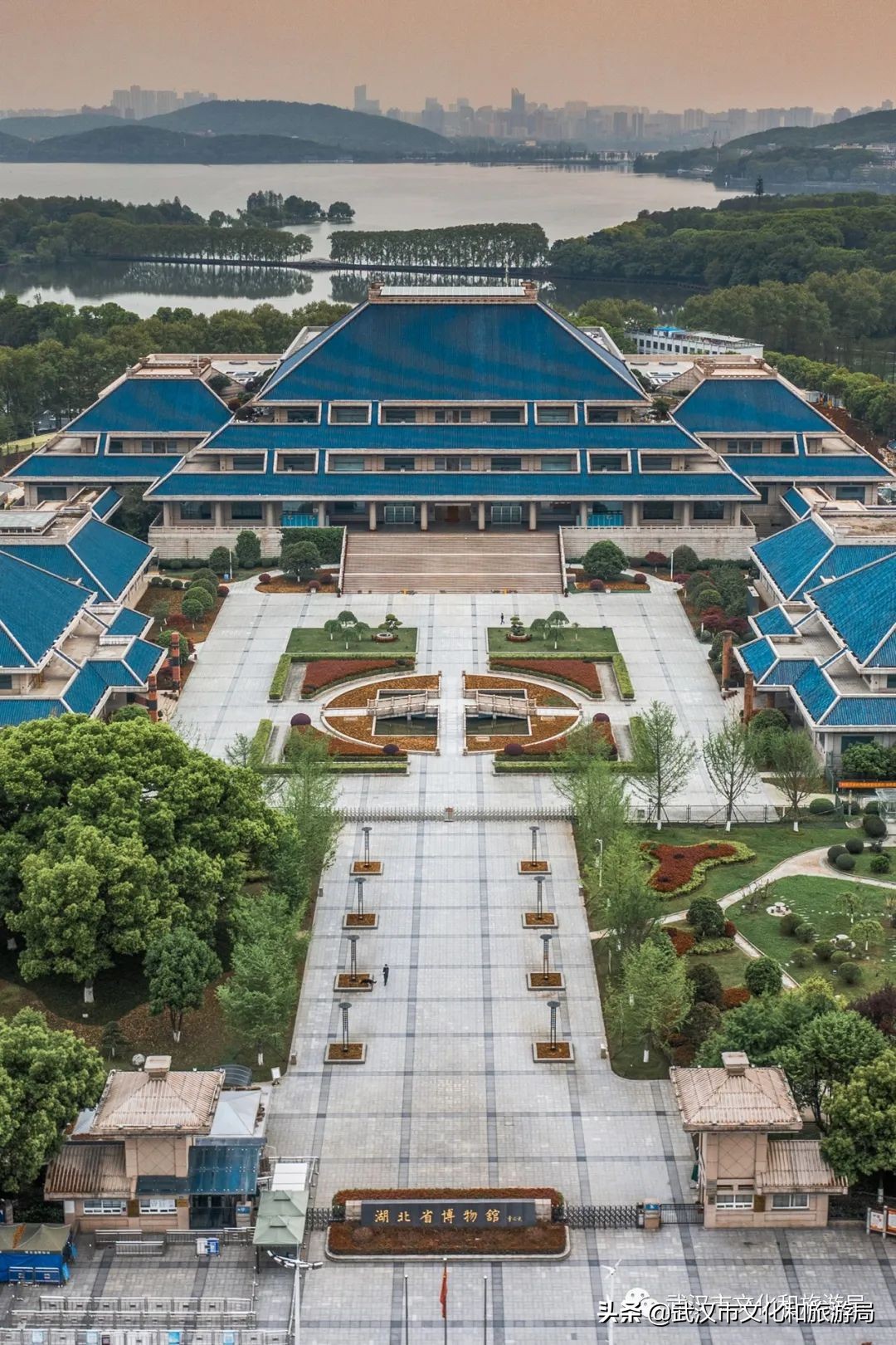 武汉值得玩的地方排名,武汉必吃榜top1