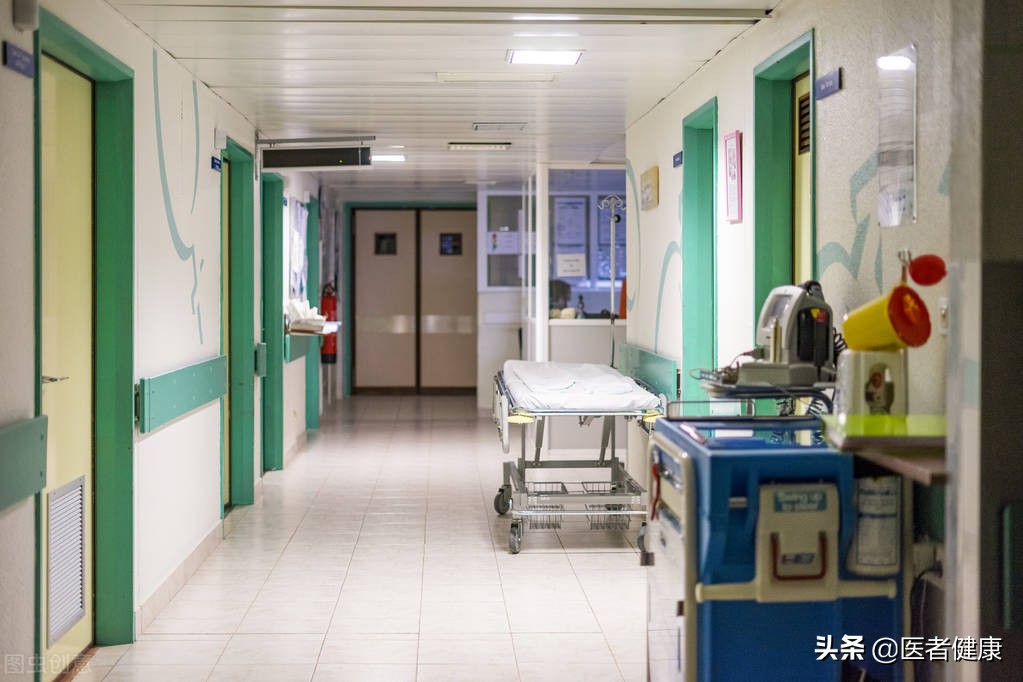 胆囊炎医生说不让吃饭怎么回事,胆囊炎为什么医生说不用吃药