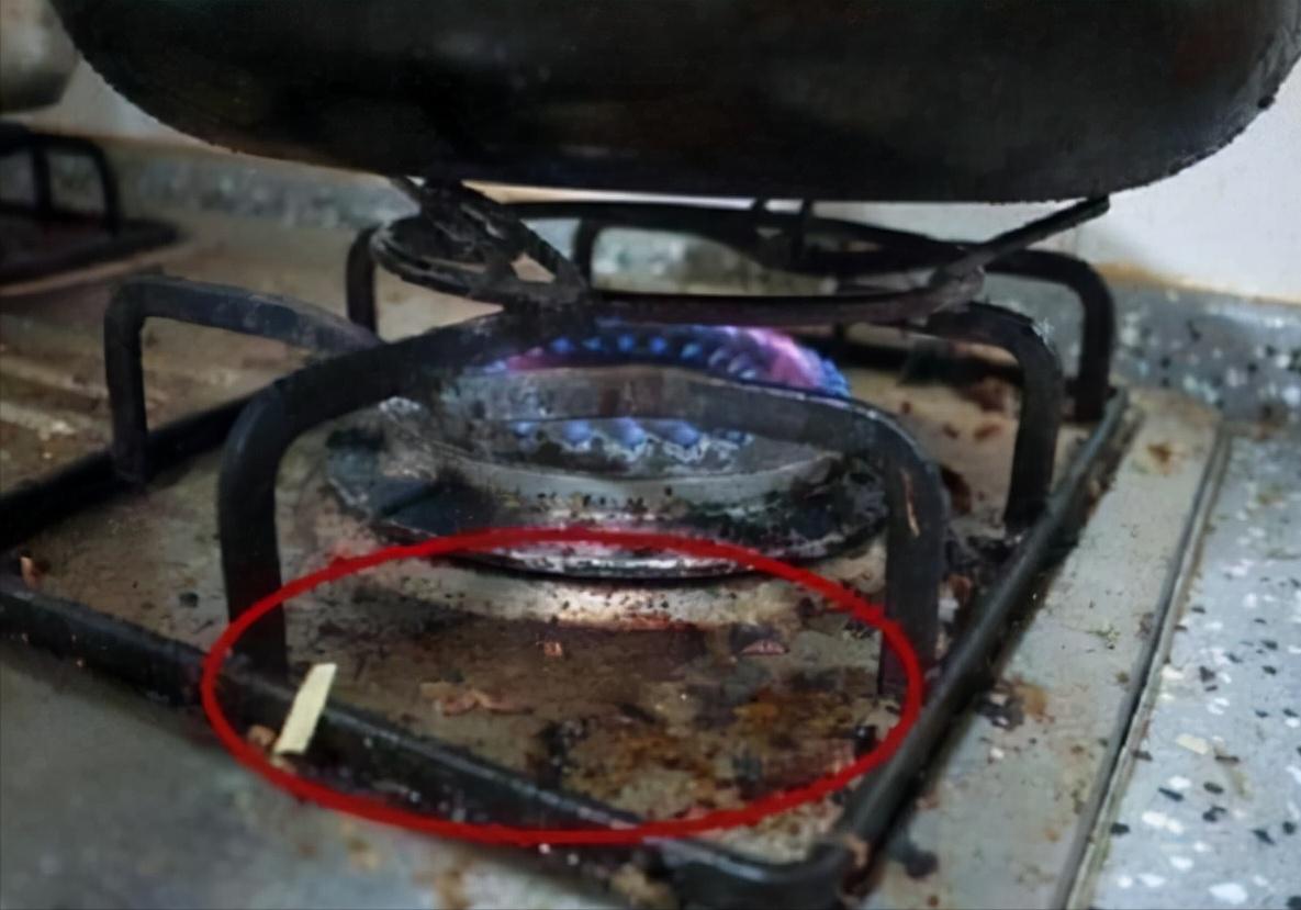 大油烟机油污妙招,油烟机油污用什么最好