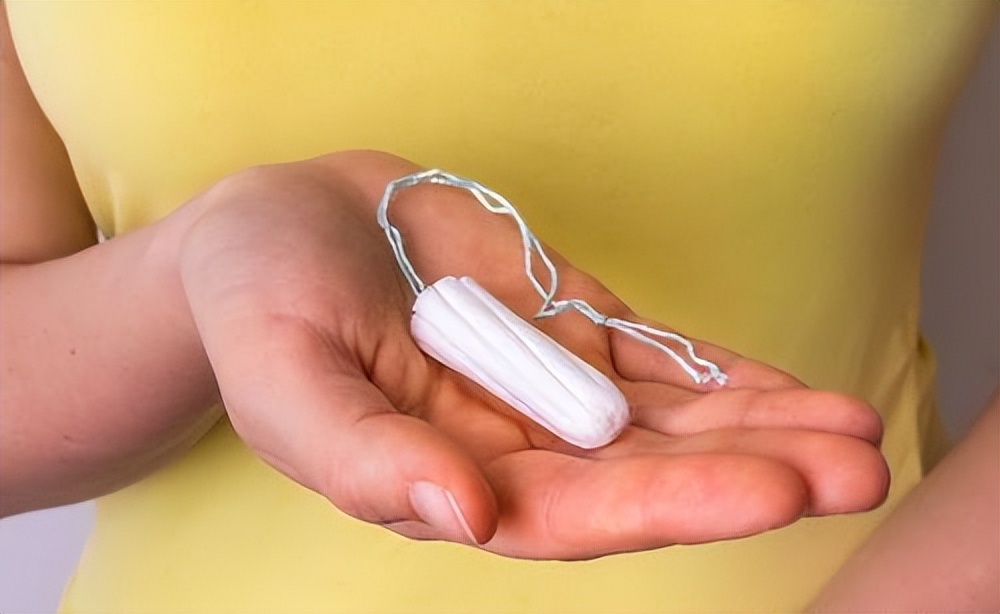 卫生棉条卡在导管,卫生棉条卡在身体里