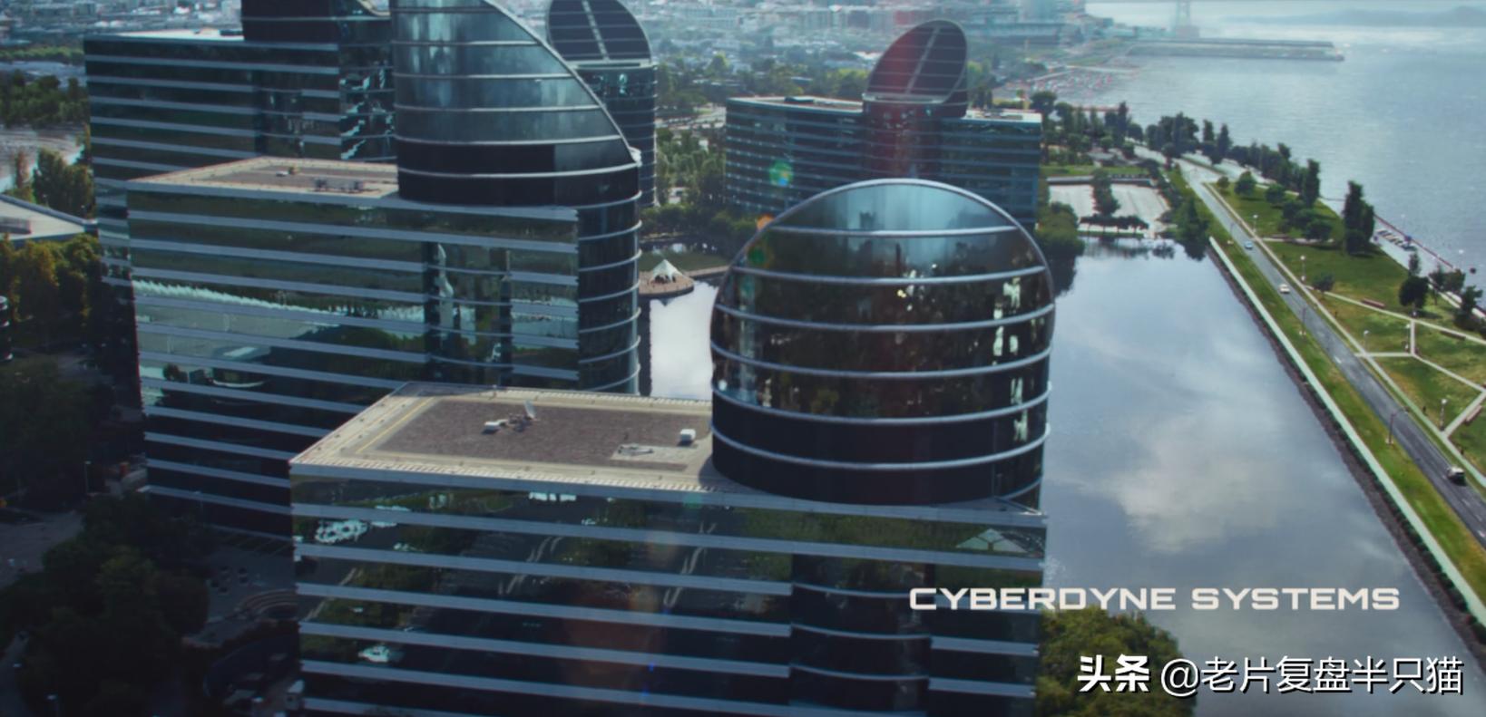 钢铁侠和蝙蝠侠后期谁更强,钢铁侠为什么注定打不过蝙蝠侠