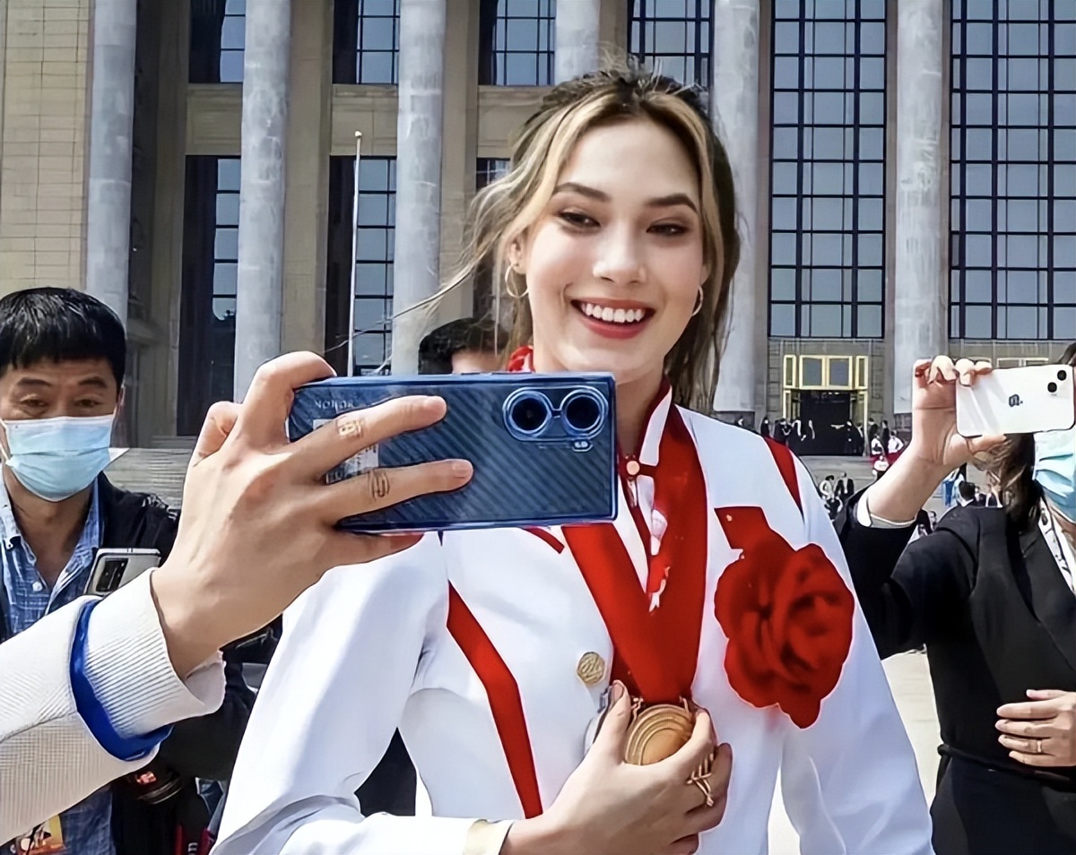 揭秘谷爱凌身高体重超乎想象,谷爱凌简历是混血儿吗