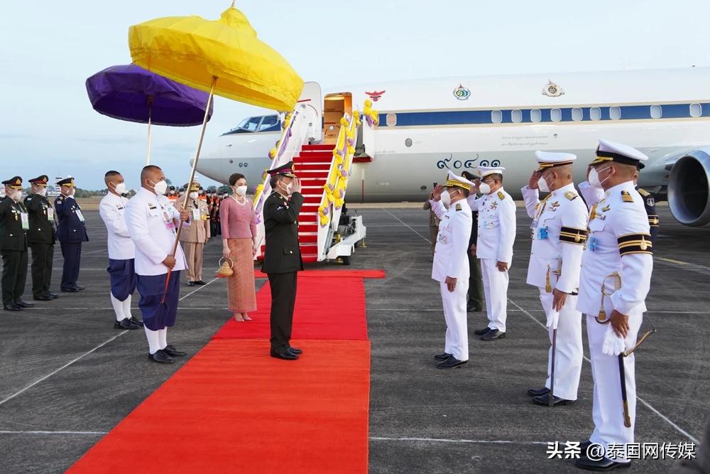 泰国国王最近出席活动,泰国最新国王和王后消息