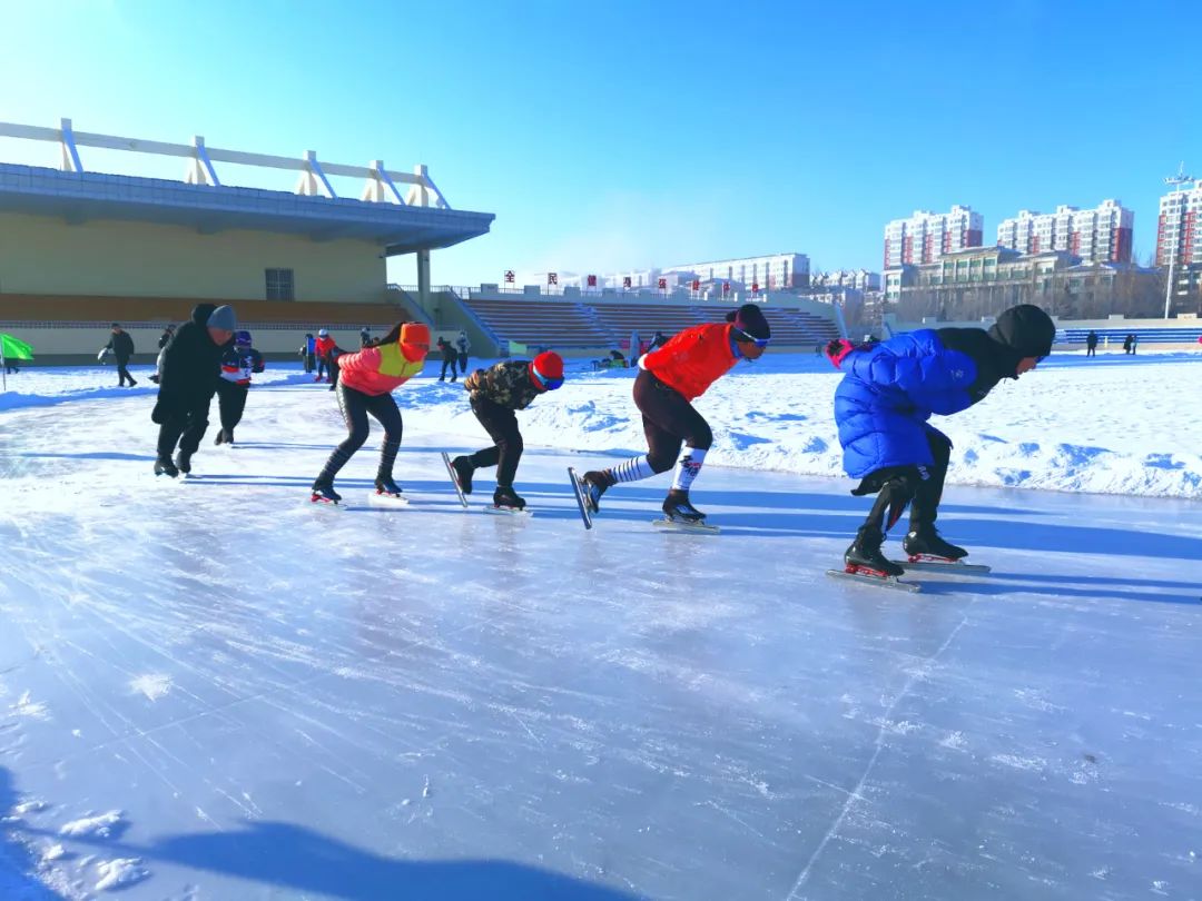 达斡尔打冰火球,呼伦贝尔达斡尔冰钓节