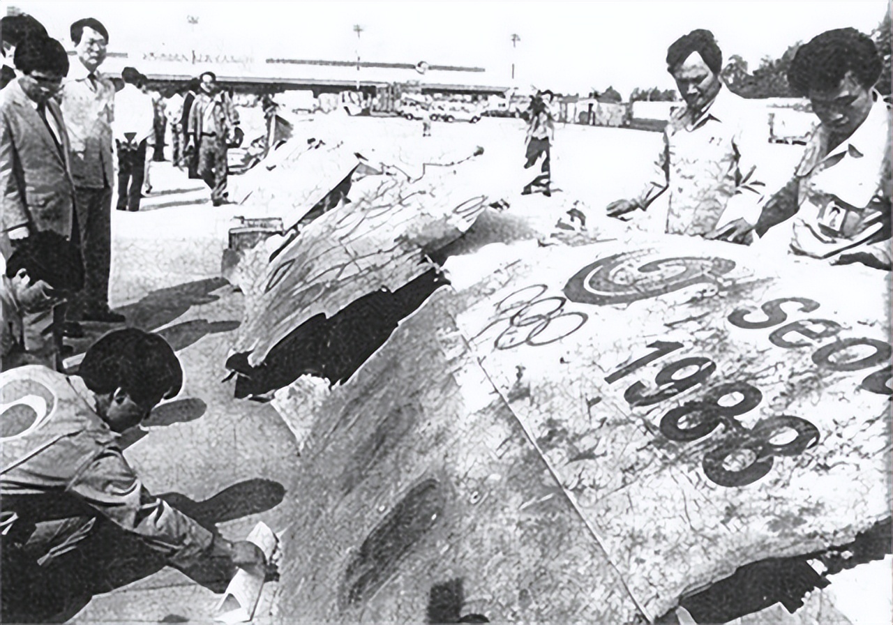 女特工被炸死案,女特工炸客机致百人丧生