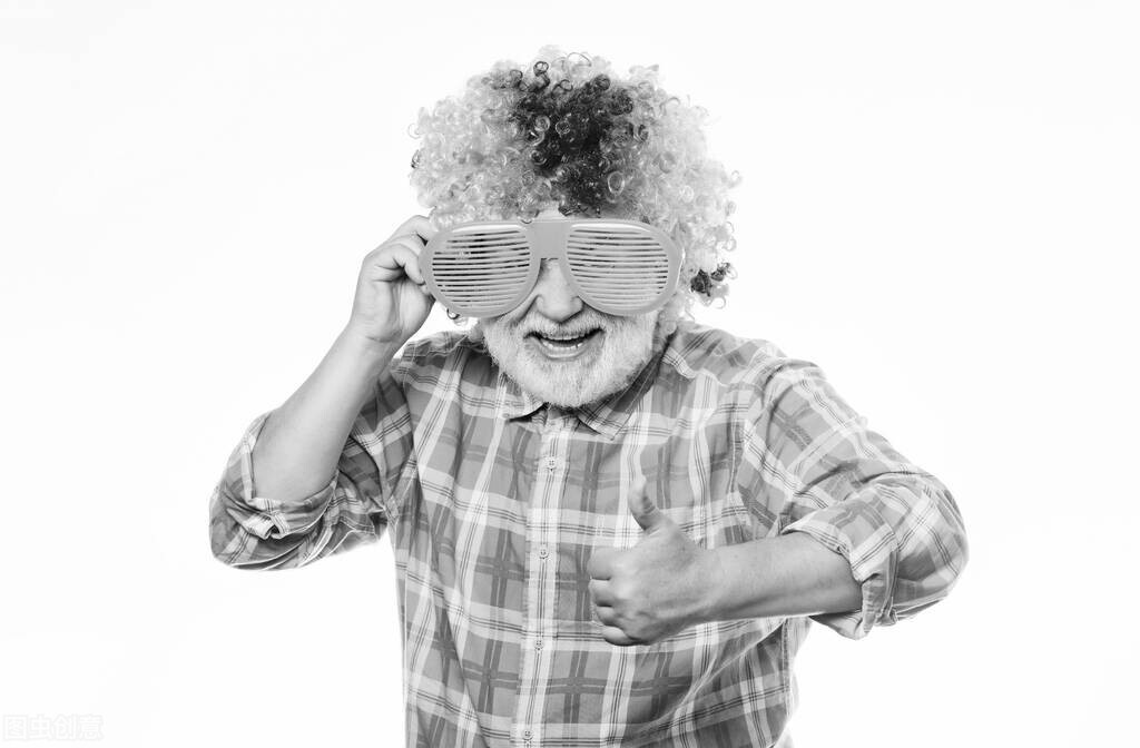 当老婆说你不爱她了怎么回答,老婆哭老公无动于衷怎么办