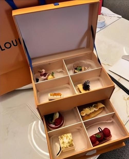 奢侈品lv是最成功的么,奢侈品lv都是什么人买