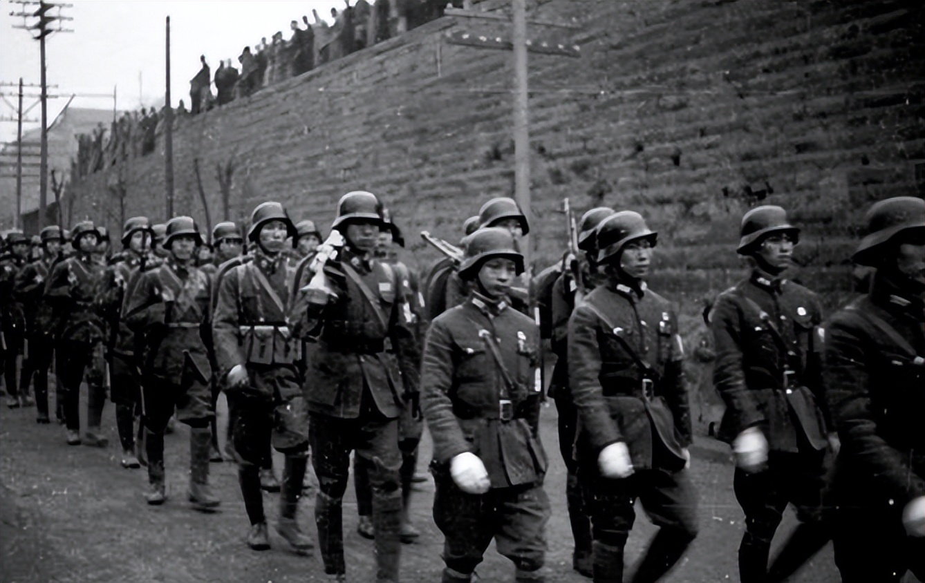 1934年国军少将救下近10万红军，建国后毛主席叮嘱：一定要找到他