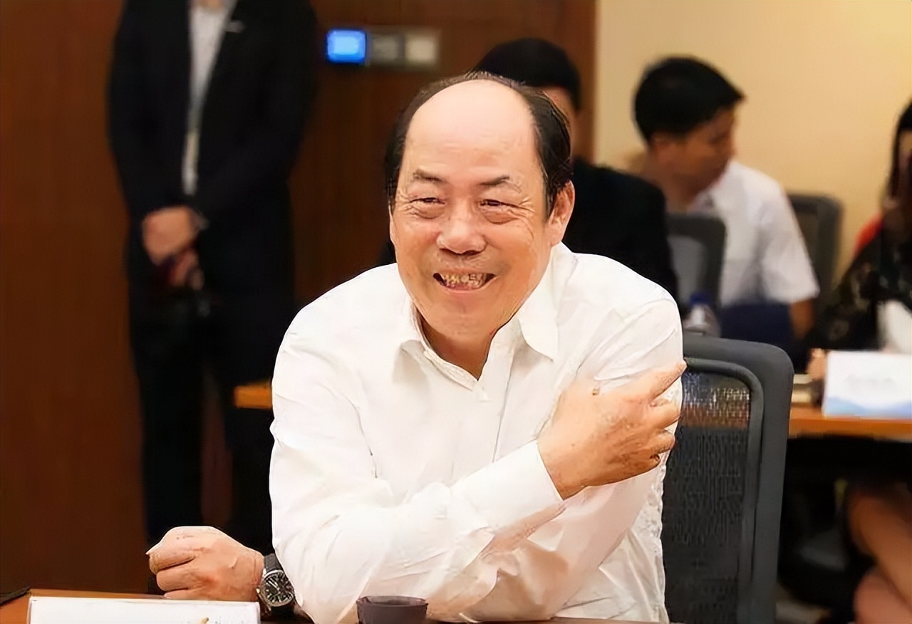 穷小子逆袭一举成为百万富翁,穷小子逆袭变亿万富翁结局