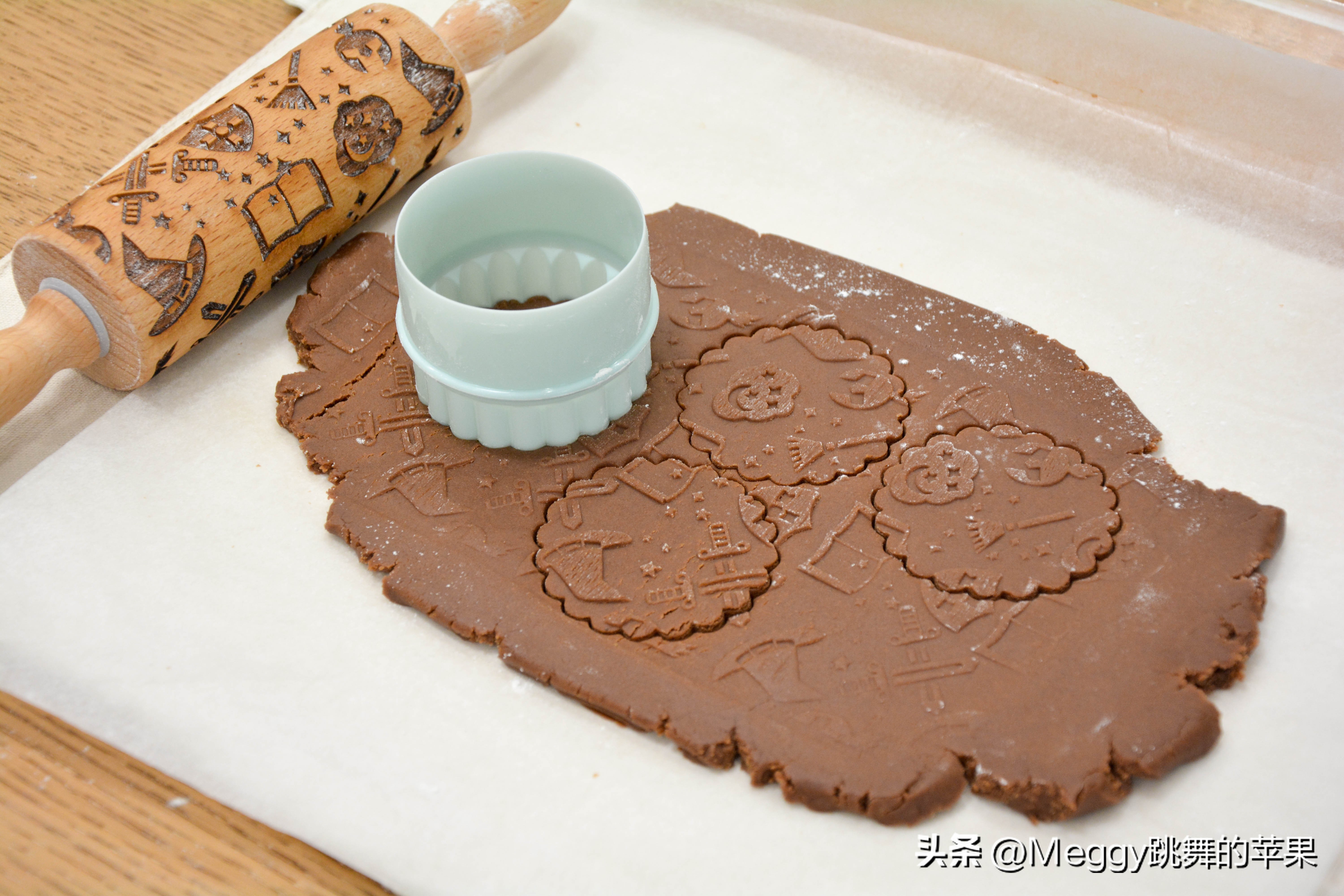 万圣节曲奇饼干烤箱做法,可可饼干烘焙