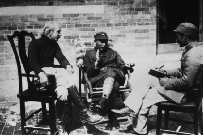 白求恩临终前想念荣臻要了一笔钱,聂荣臻白求恩牺牲片段