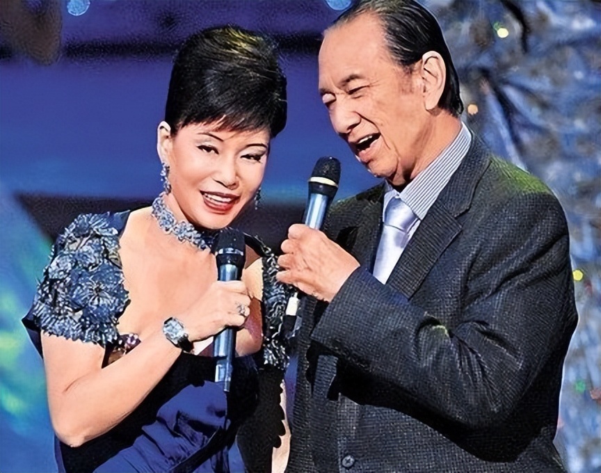 赌王戴奢华翡翠 (赌王三太的珠宝首饰翡翠)