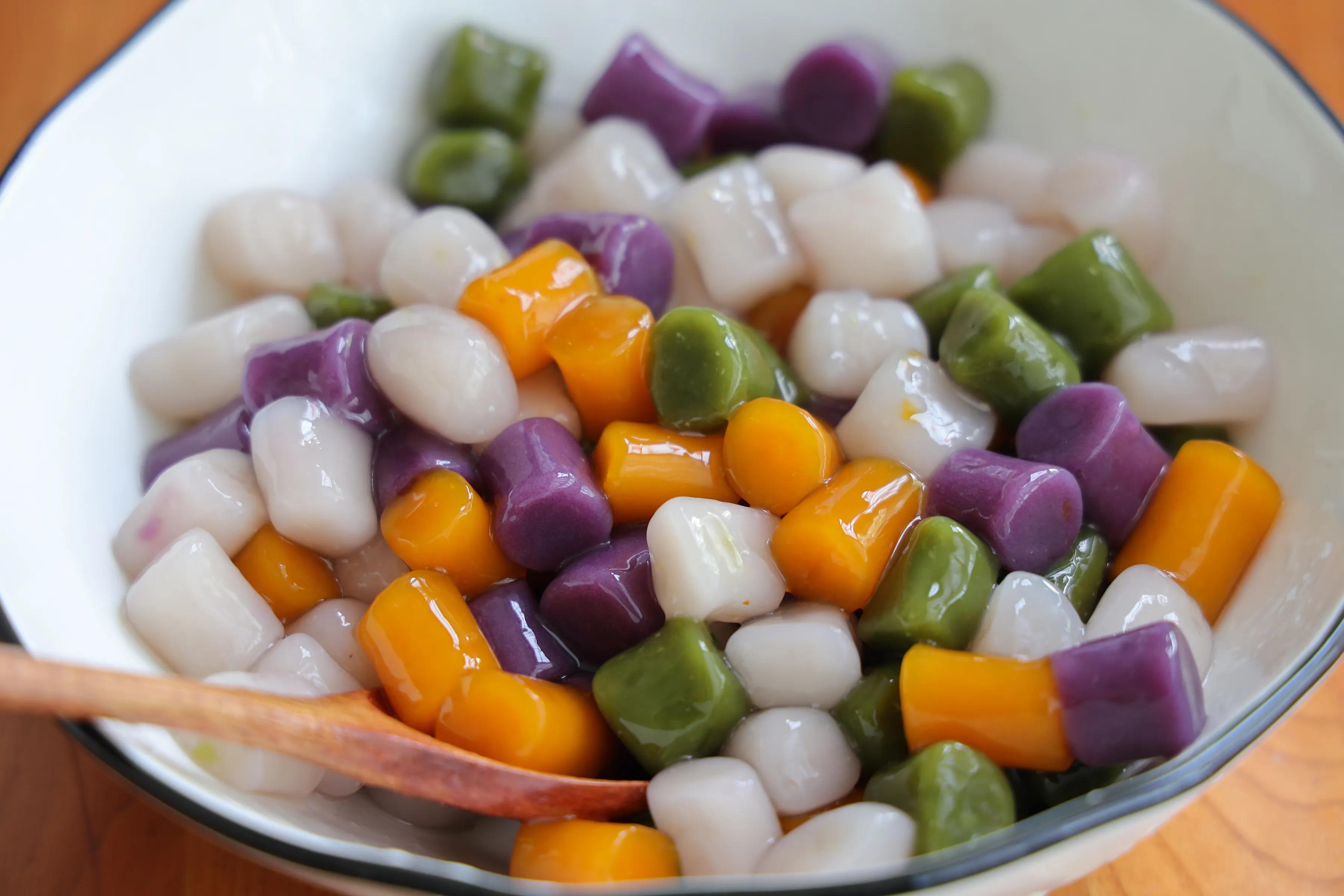 在家做的芋圆小甜品,甜品店里面的甜品怎么做