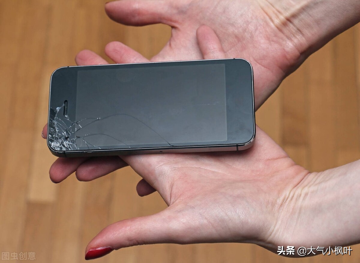 手机充不进电了的基本维修操作,手机充不进去电反而退电怎么办