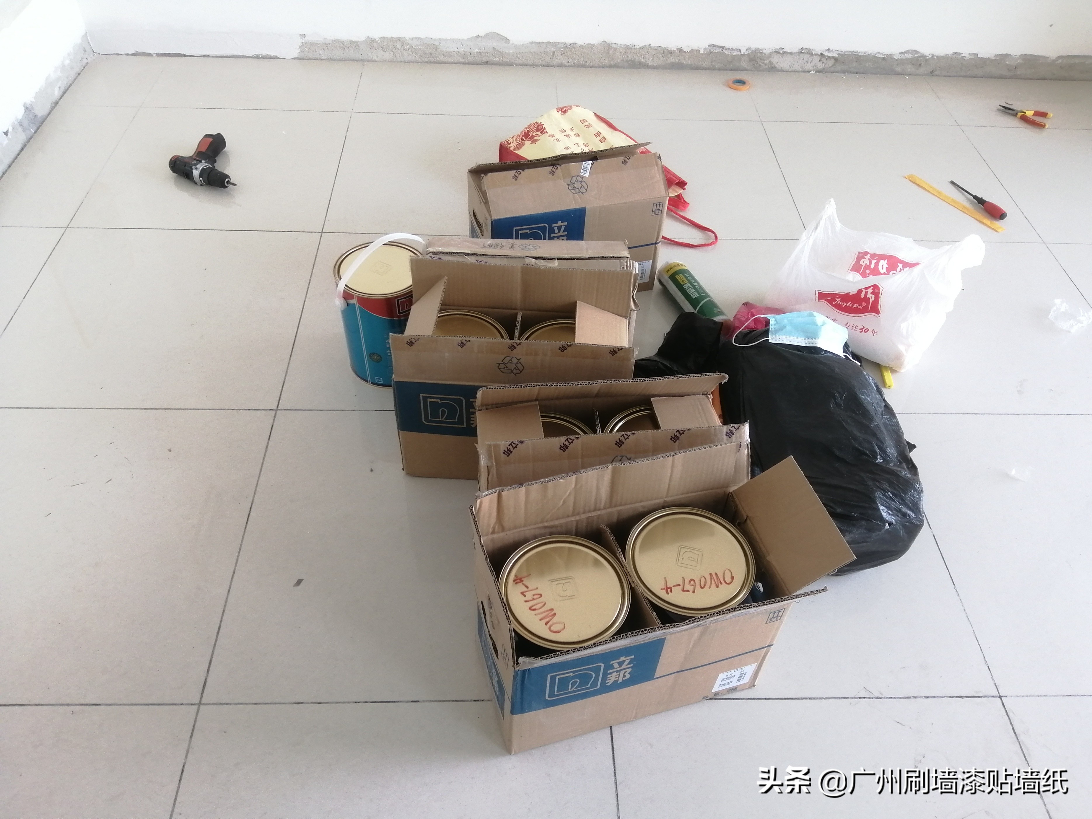 刷墙面漆要先磨墙吗,刷墙面漆要不要底漆