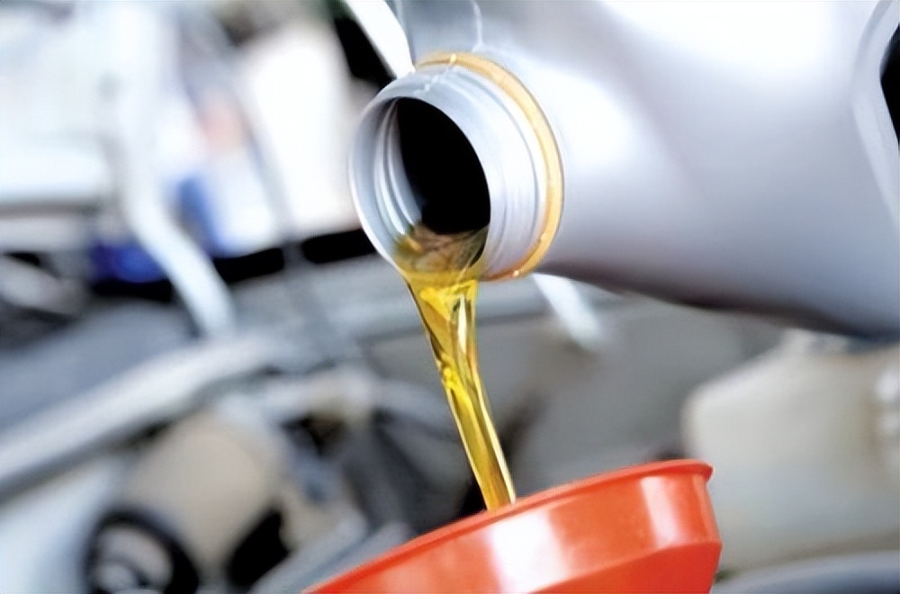 机油和齿轮油怎么辨别真假,汽油机油如何辨别真假