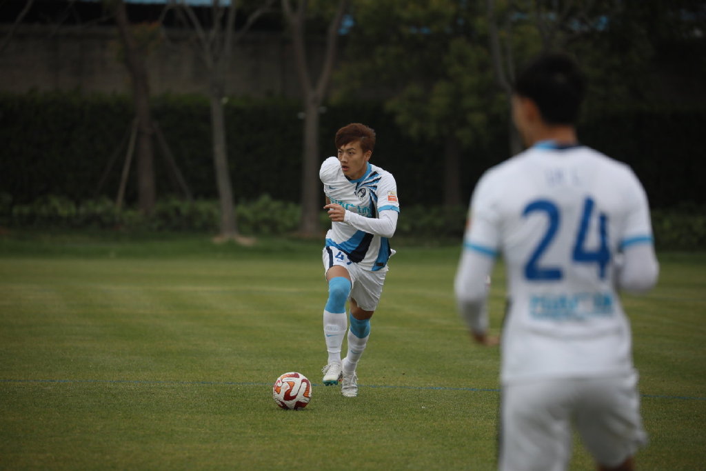 大连队门将最新消息,大连队足球最新消息