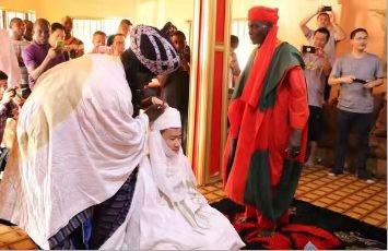 两年前河南小伙意外当非洲酋长，封地百亩老婆随便娶，如今已回国