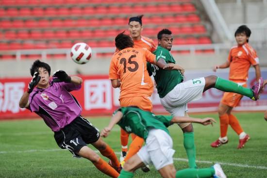 中超武汉三镇冲超集锦,武汉足球保级