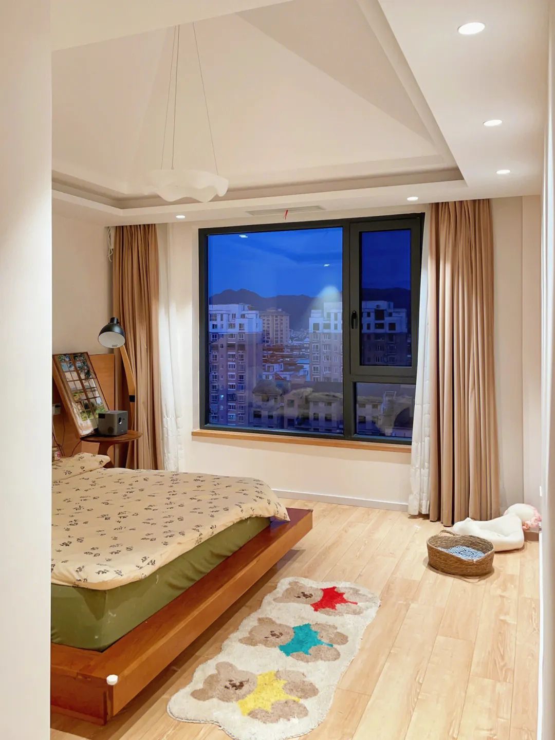 209m²只做两室?95后小夫妻说:这种浪漫,北上广的老破小给不了