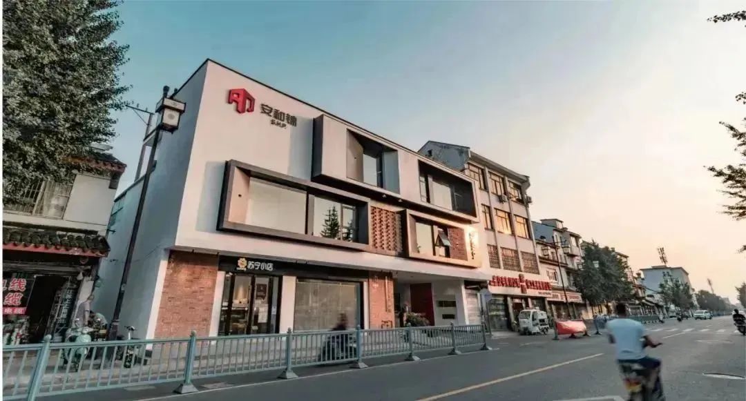 拉萨甜茶馆艺术节,拉萨光明港琼甜茶馆