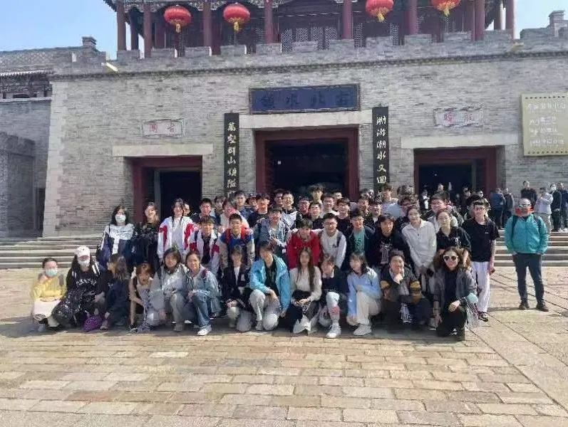 这所人附系学校，凭啥成为“小萌新”的梦中情校？秘密看这儿——