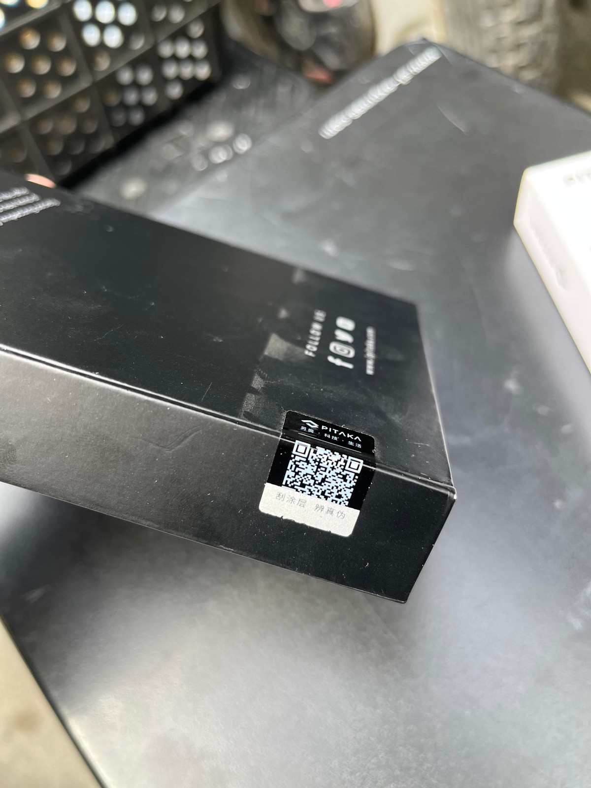 pitaka手机壳对比苹果原装壳,pitaka手机壳什么材质