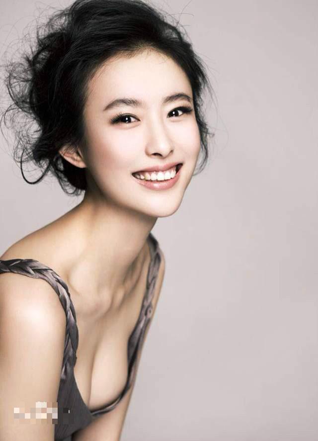 被前任一渣再渣，私密照两次外泄，车模*兽兽**看男人的眼光太差了