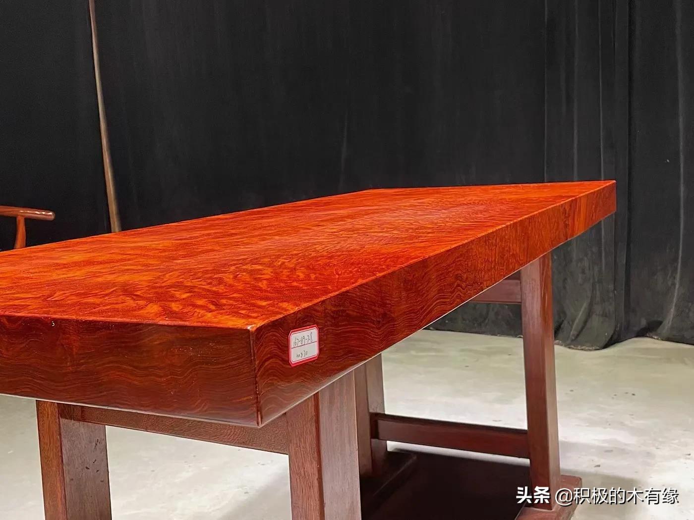 巴西花梨木价格多少钱一方,巴西花梨木属于哪个档次