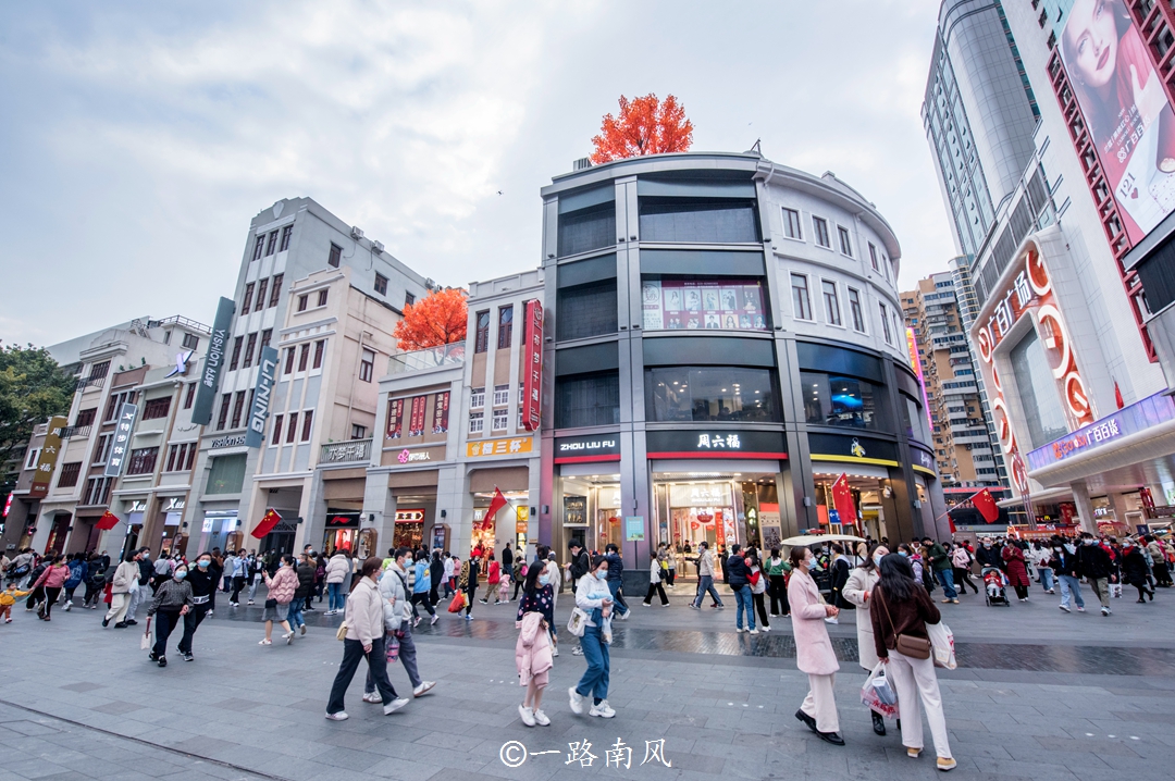 广州老牌步行街，曾经由热闹变萧条，新春期间人气比珠江新城还高