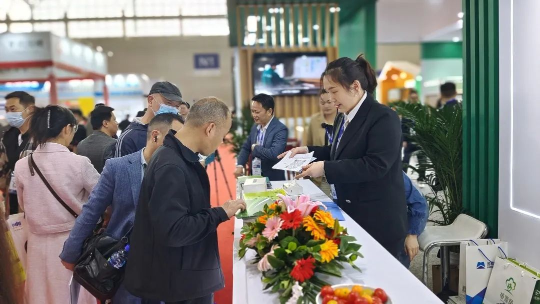 鍗庝簹瀹跺叿,鍗庝簹瀹剁2021绾夸笂骞翠細