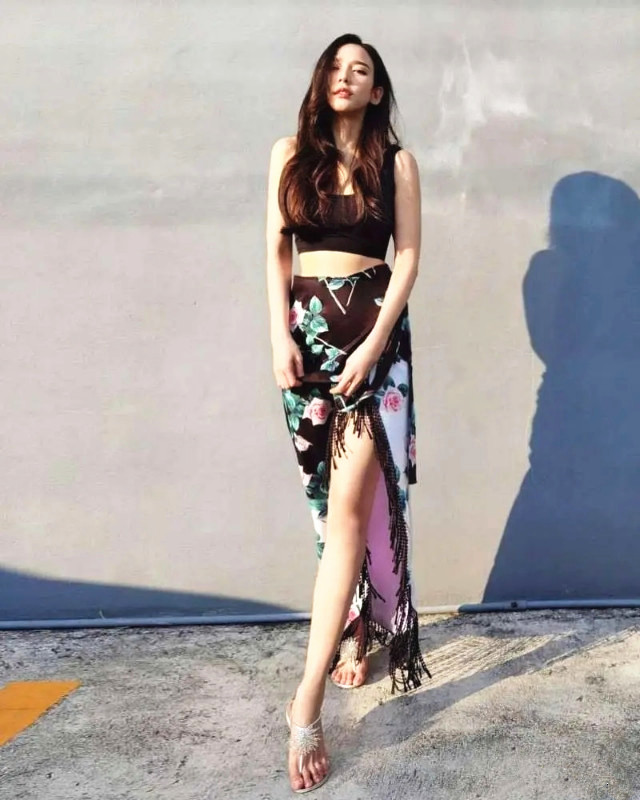 泰国完颜“拽姐”Aump：把日子过成诗歌，把穿搭变成艺术