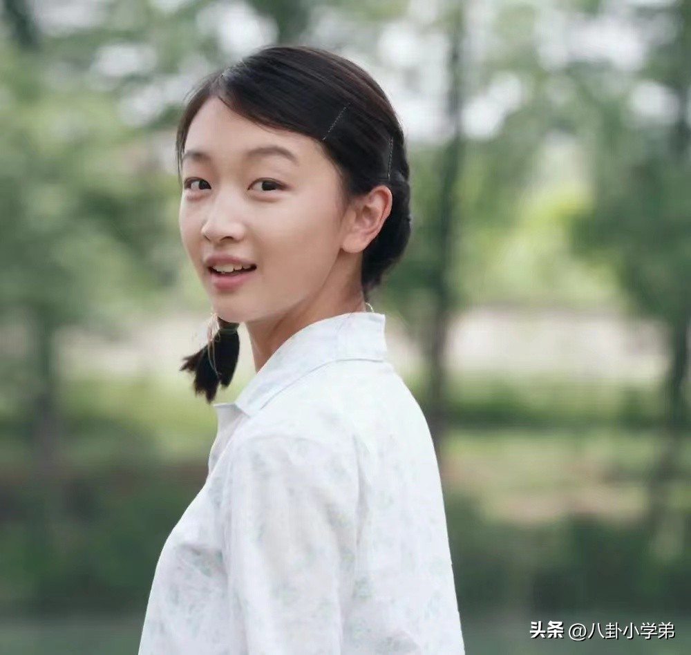 周冬雨如何化解尴尬,有一种尴尬叫周冬雨