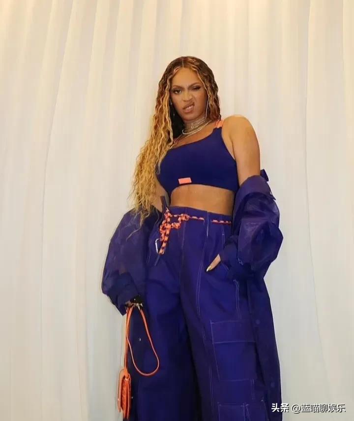 碧昂丝穿着,碧昂丝奢华打扮