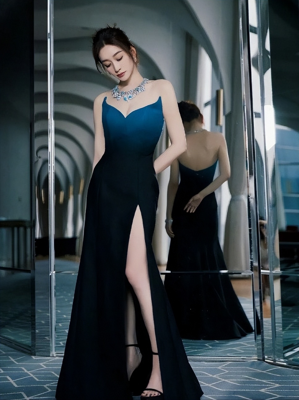 李小冉一句话揭开谢娜真正人品,李小冉和谢娜是什么关系