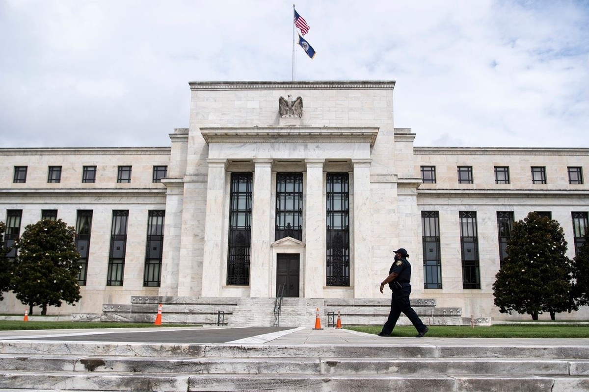 美国维护美元霸权发动的战争,美媒对美元霸权发起抨击