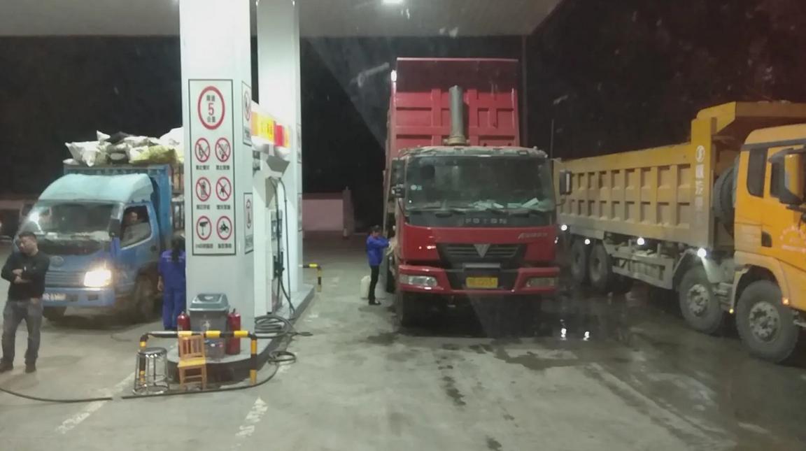 卡哥卡嫂怎么去世的,卡哥卡嫂事件