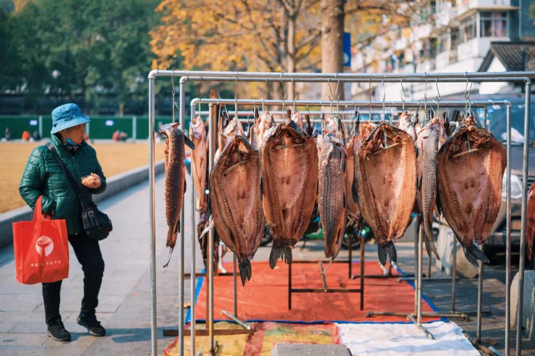 没想到有一天，在菜场被馋哭