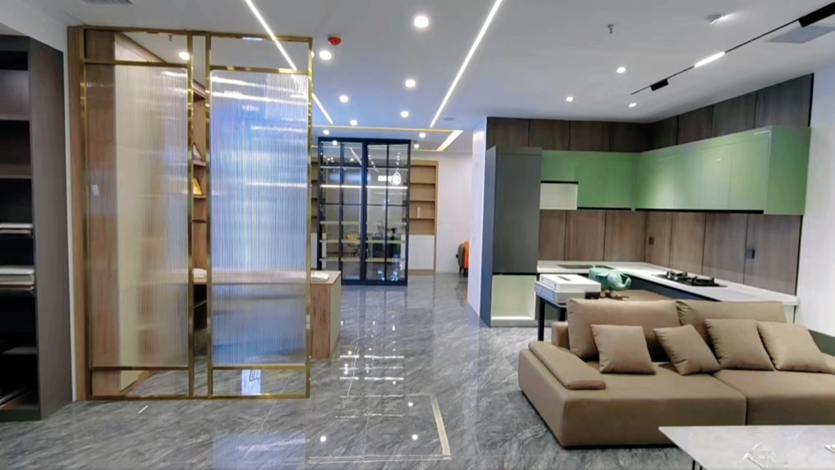 科德贝尔优秀经销商：十堰月星店屈总的经商之道