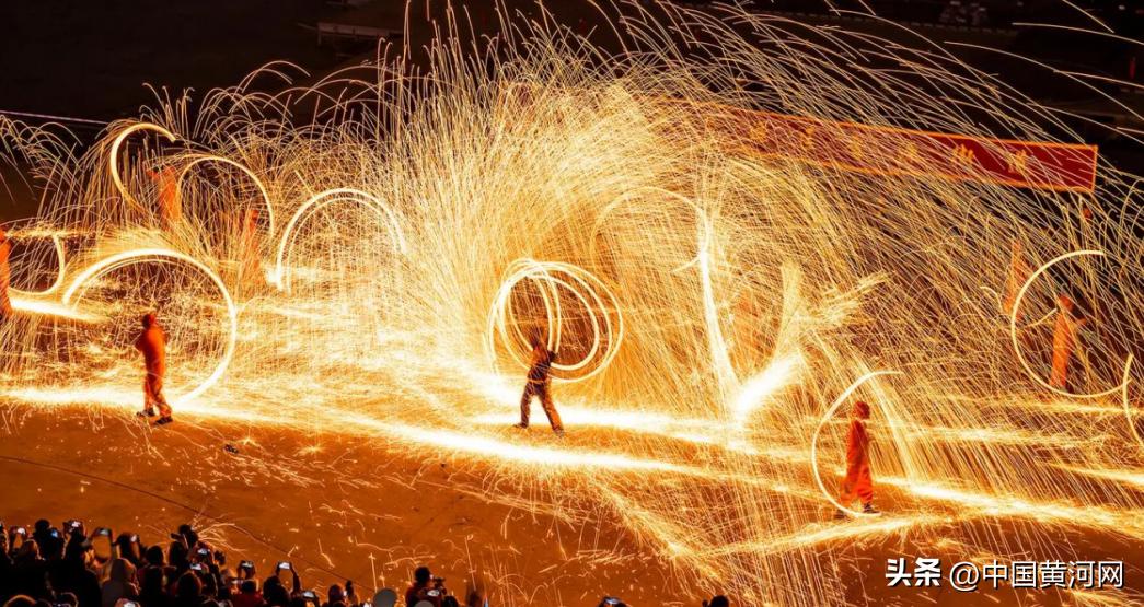 董宇辉带你领略大美山西,董宇辉被山西的醋硬控30秒