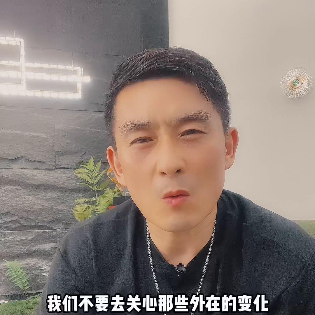 不好好把店搞好,都是虾扯蛋。#灯具照明